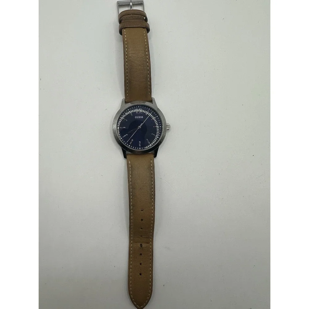 Guess Navy Blue Dial U0922G8 Brown Leather New Battery 39mm 8